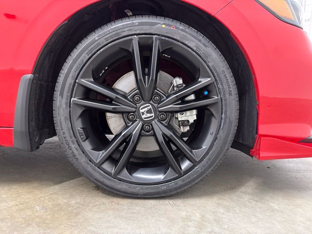 Used 2025 Rallye Red Honda  image 9