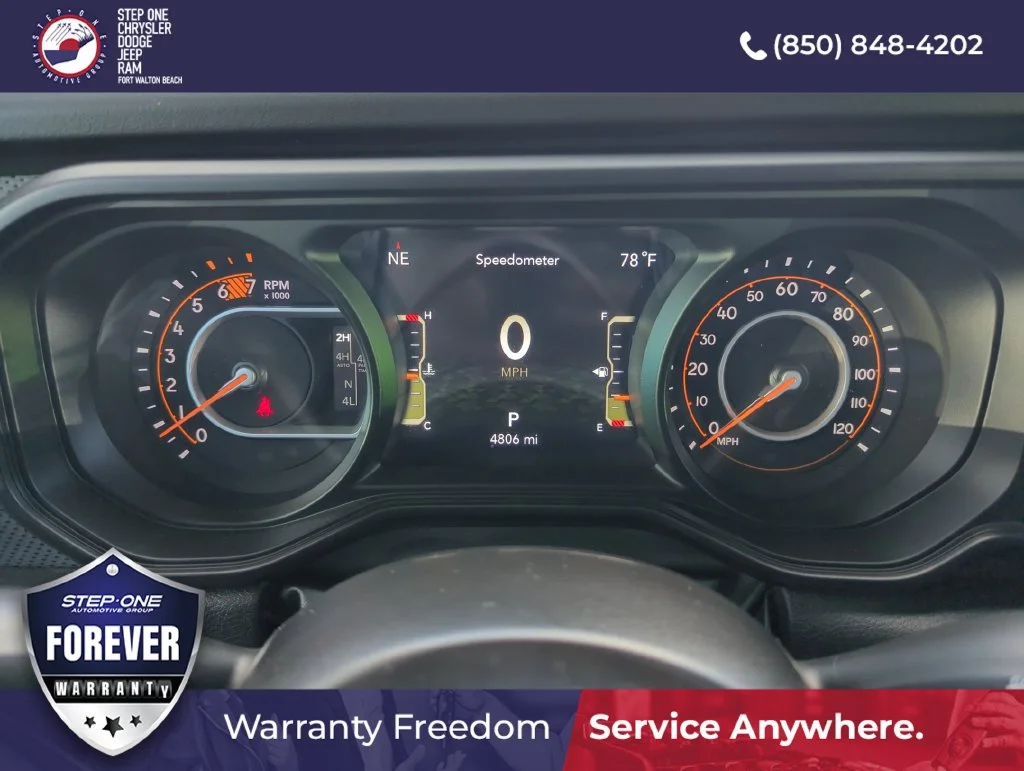 Used 2025 White Jeep Rubicon X image 36
