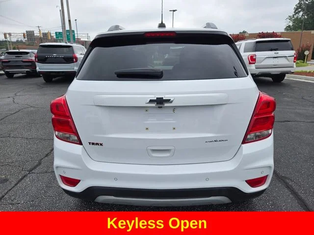 Used 2020 White Chevrolet LT image 8