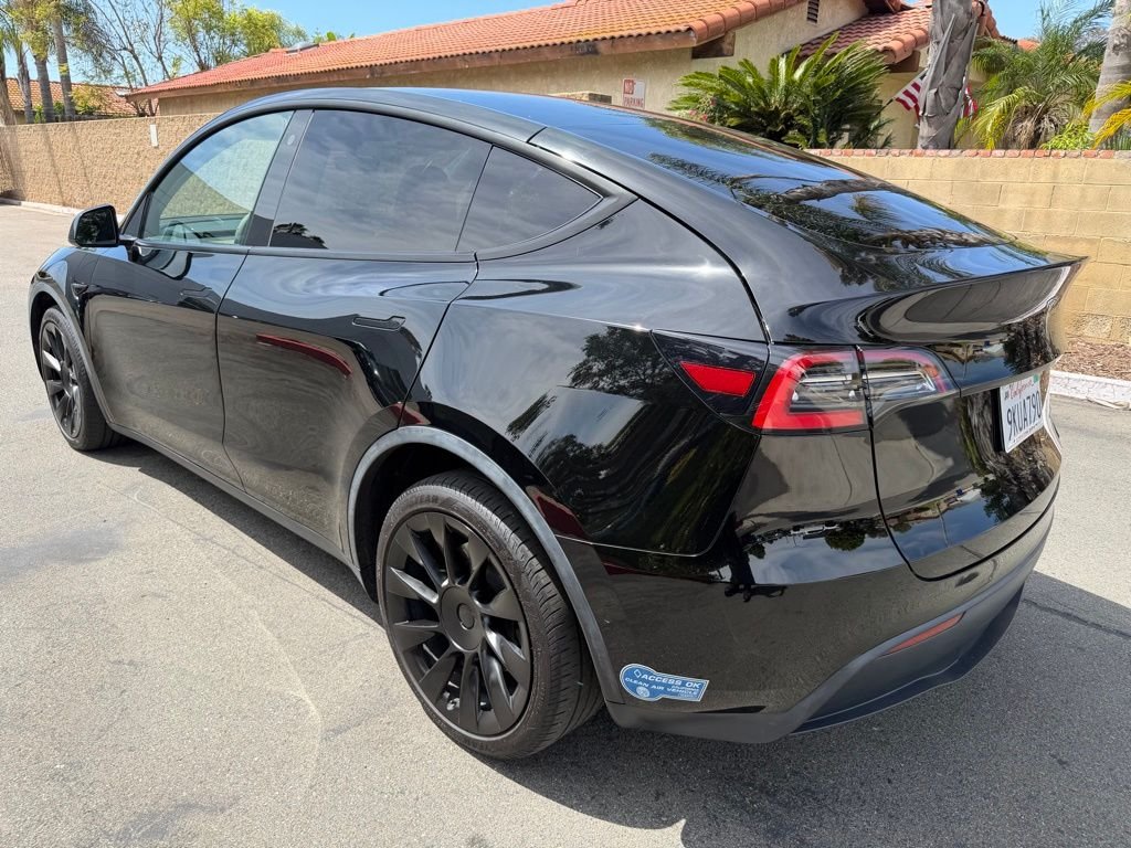 Used 2021 Black Tesla Long Range image 9