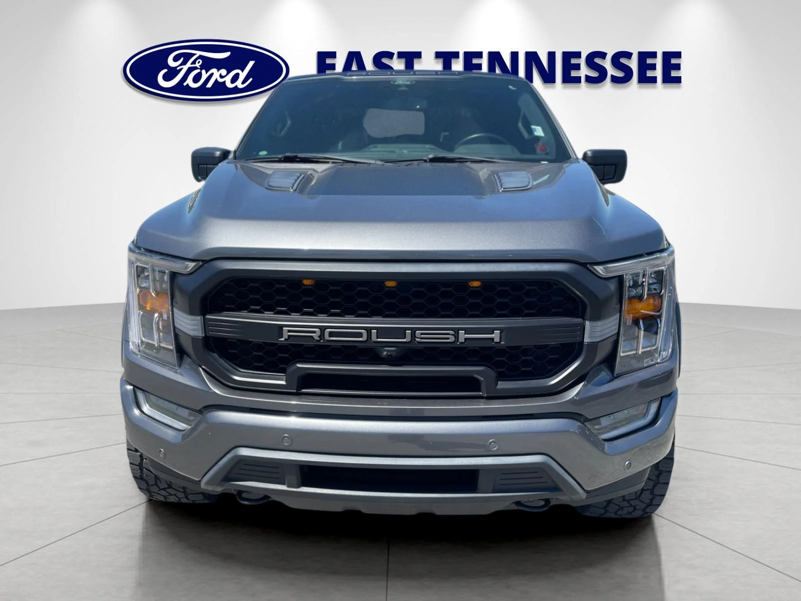 Used 2022 Gray Ford XLT image 9