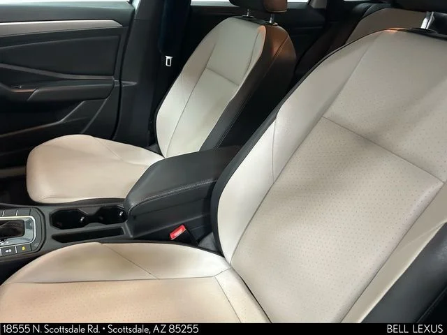Used 2019  Volkswagen 1.4T S image 17