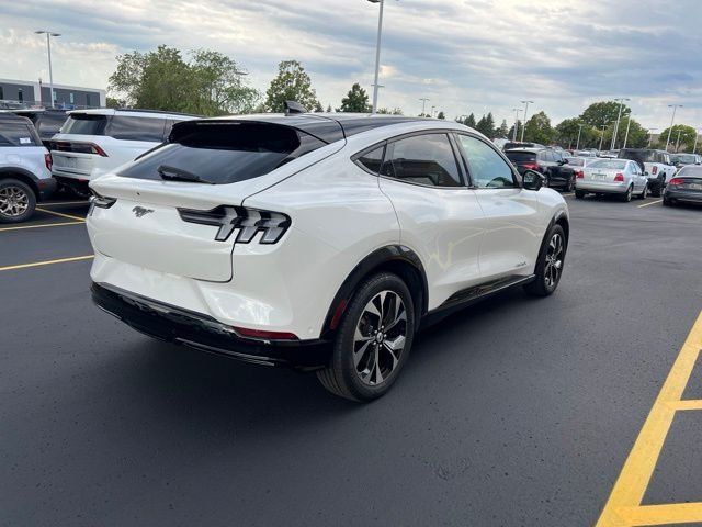 Used 2023 White Ford Premium image 2