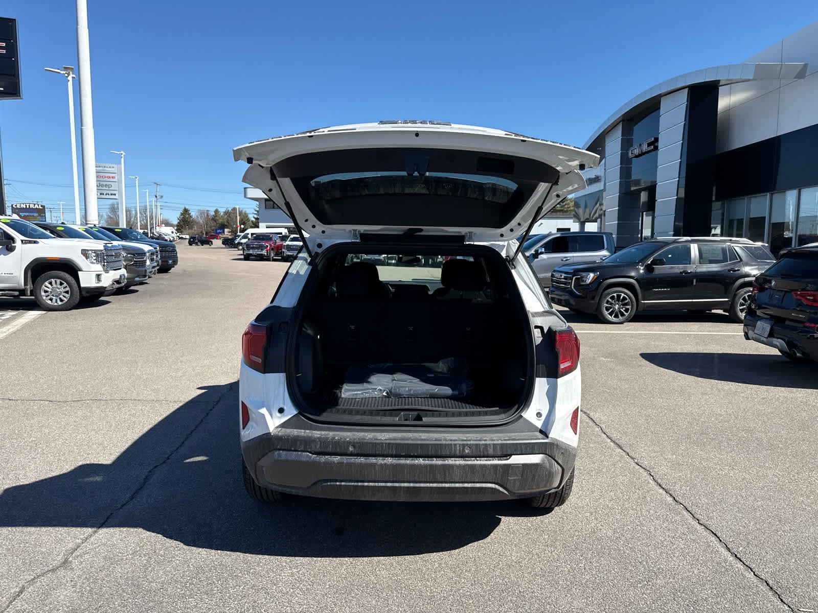 2026 GMC Terrain Elevation - Photo 11