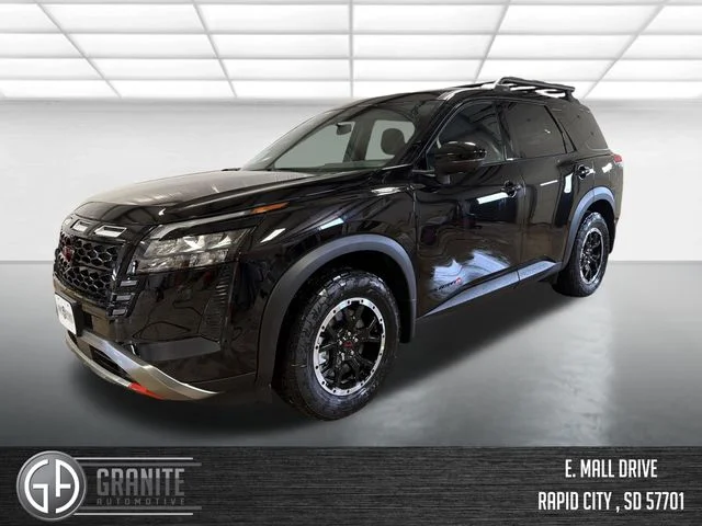 2026 Nissan Pathfinder Rock Creek 4WD's photo