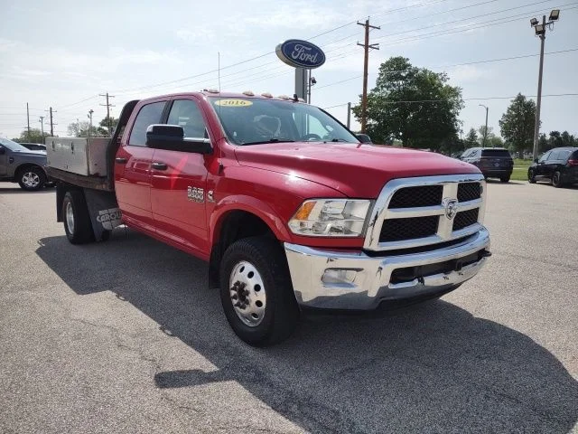 Used 2016 Flame Red Clearcoat Ram SLT image 9