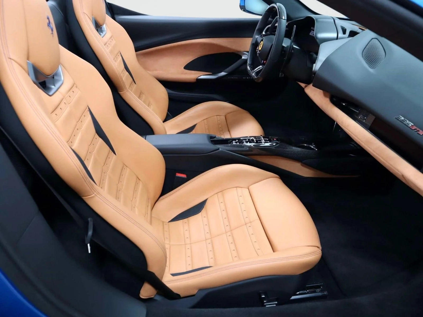 Certified Used 2024 Blu Corsa Ferrari  image 16