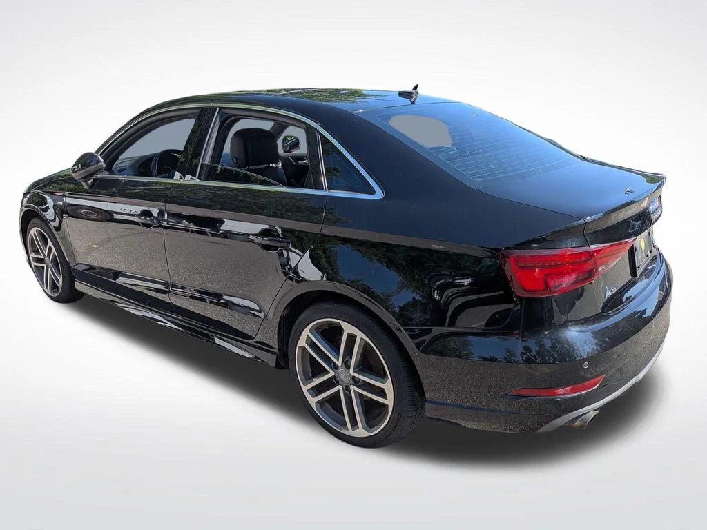 Used 2018 Black Audi 2.0T Premium Plus image 6