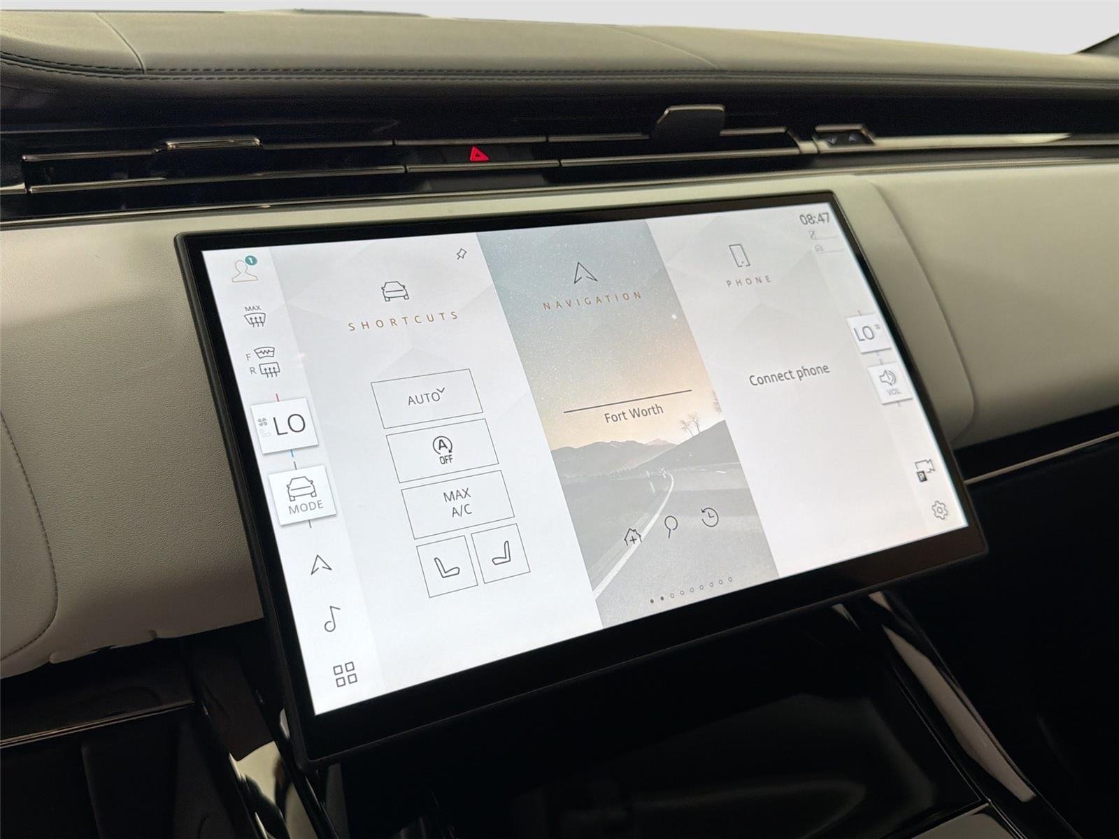 New 2026 OSTUNI PEARL WHITE Land Rover SV image 14