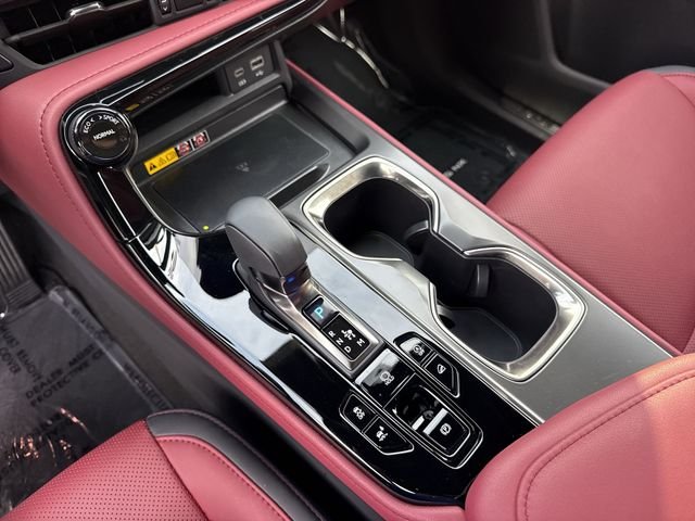 2026 Lexus NX 350 - Photo 21