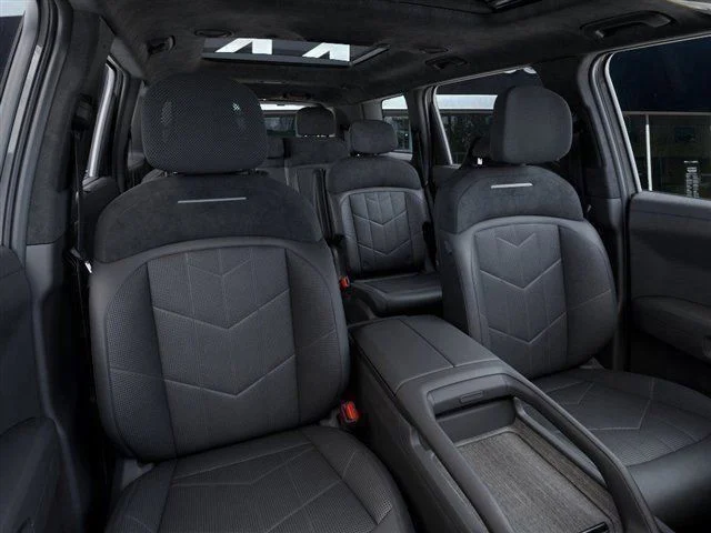 New 2027 Wolf Gray Kia X-Line SX Prestige image 15