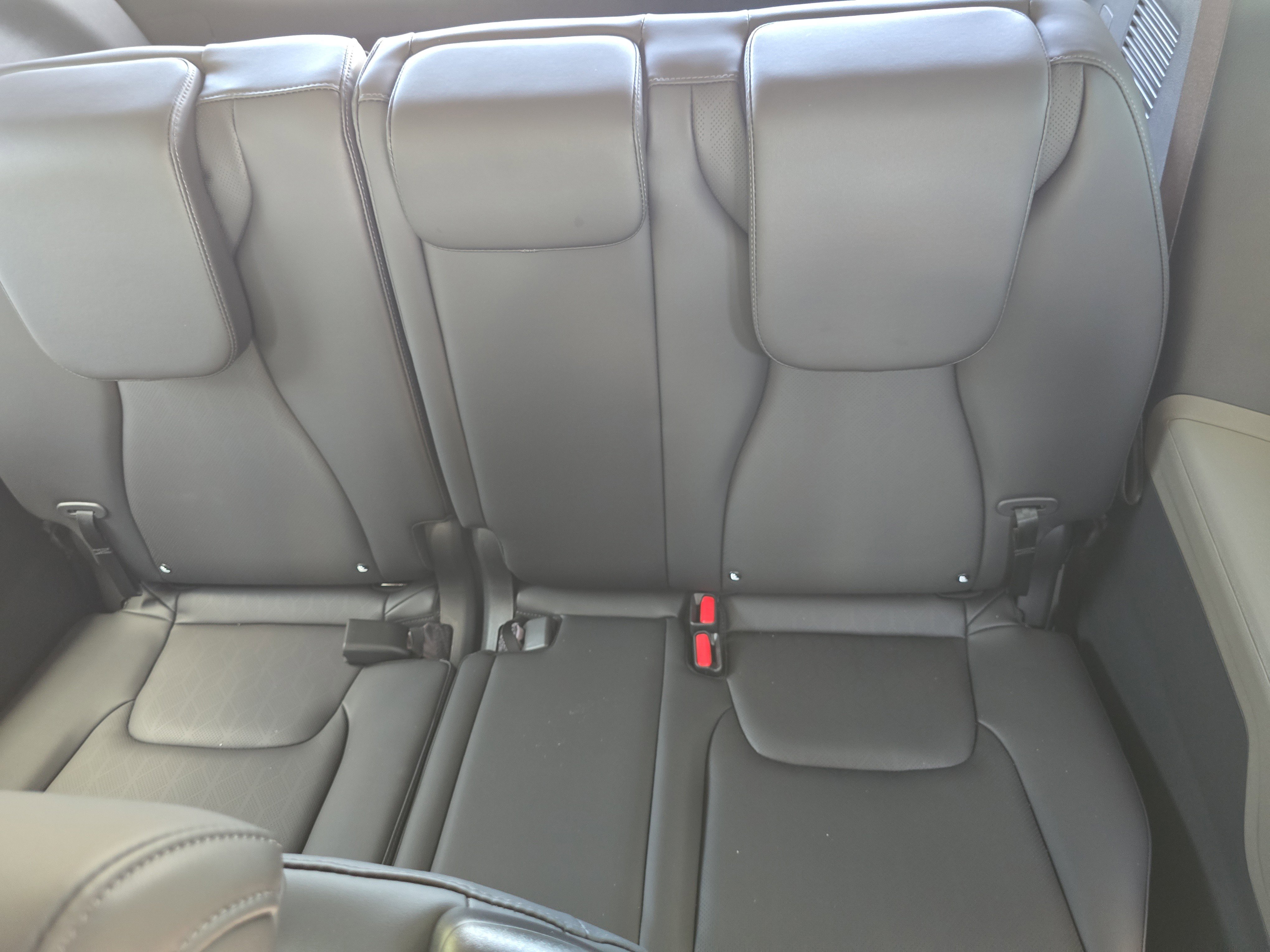 New 2026 Ivory Silver Kia EX image 18