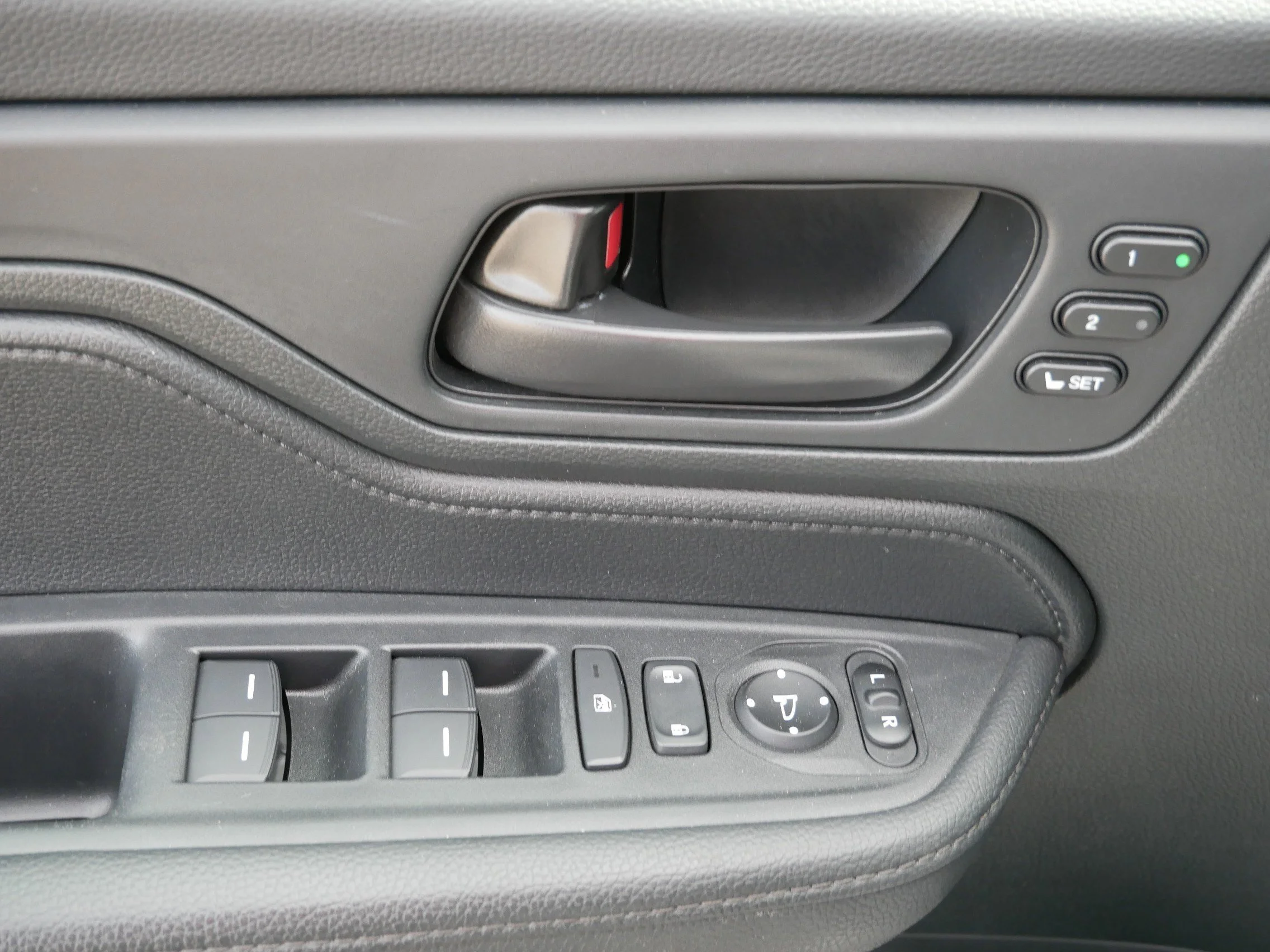 2023 Honda Odyssey SPORT - Photo 19