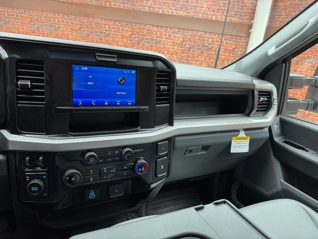 New 2026 Oxford White Ford F-450® XL image 17