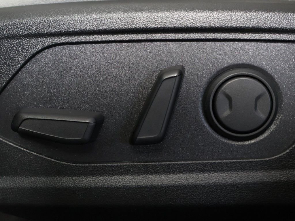 Certified Used 2023 Gray Hyundai SEL image 31