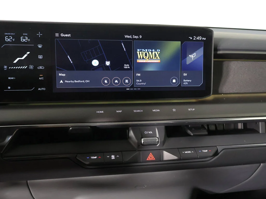 Used 2024 Black Kia Land image 49