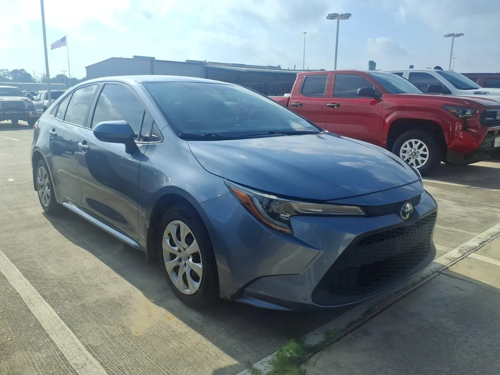 Used 2022 Silver Toyota LE image 1