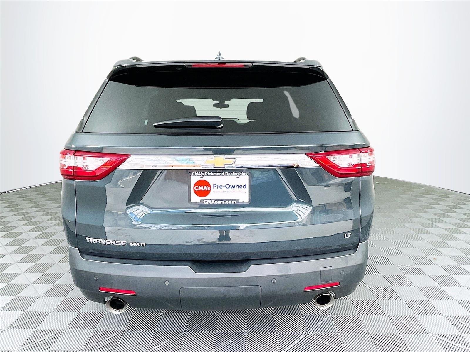 Used 2019 Graphite Metallic Chevrolet LT Cloth image 7