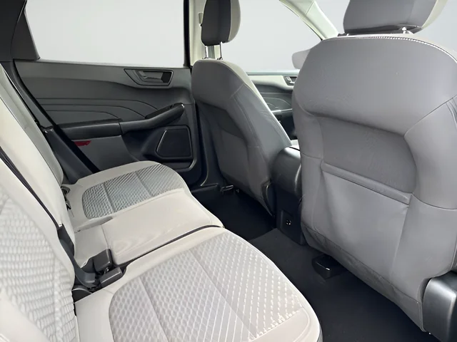 Used 2022 Gray Ford SE image 22