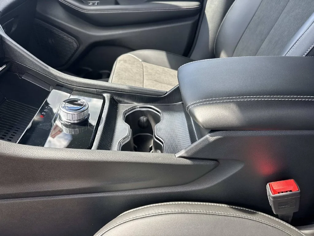 New 2027 Gray Jeep Laredo Altitude image 35