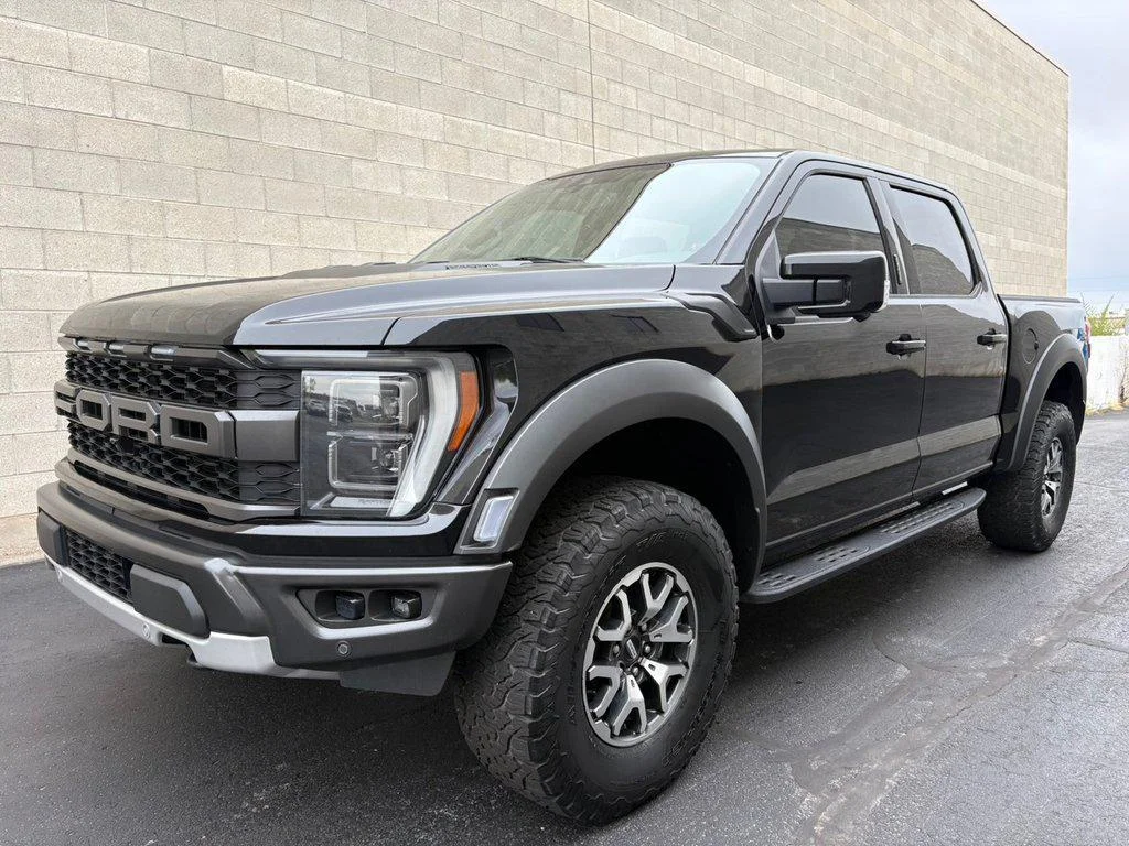 2023 Ford F-150 Raptor - Photo 12