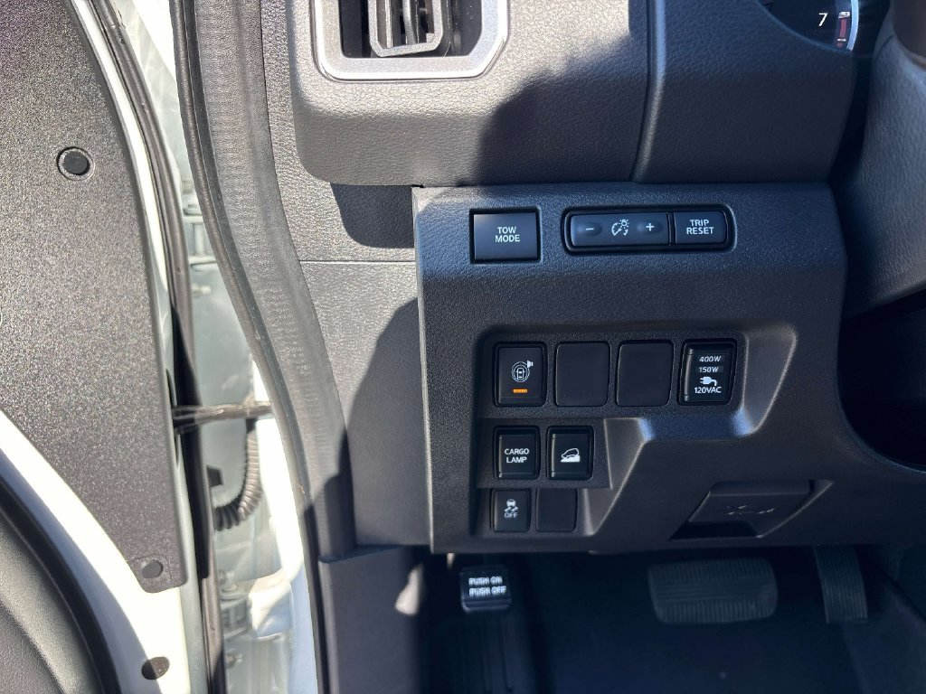 Used 2025 White Nissan SV image 18