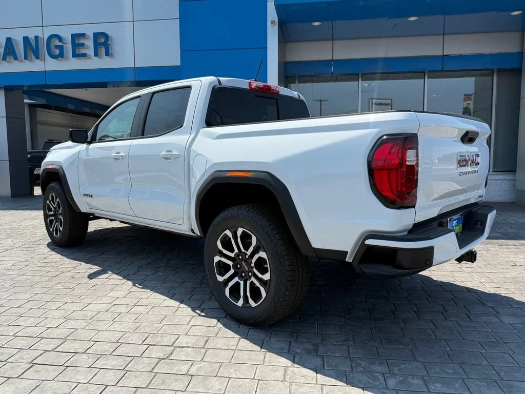 New 2026 Summit White GMC AT4 image 11