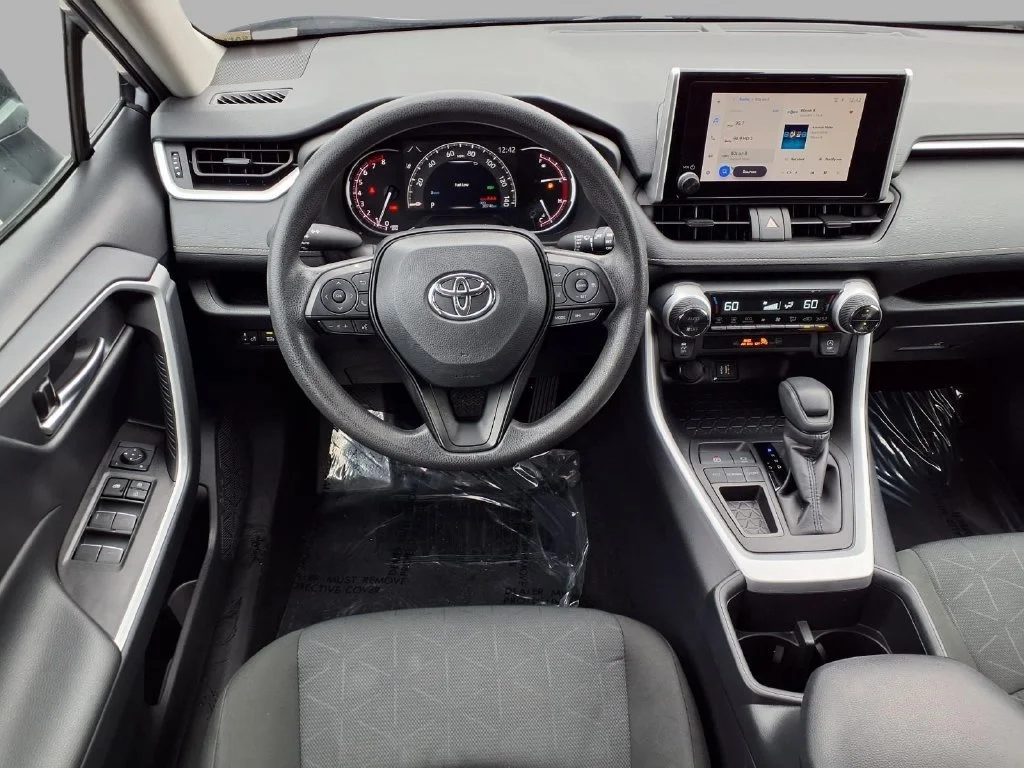 Certified Used 2025 Silver Toyota XLE image 4