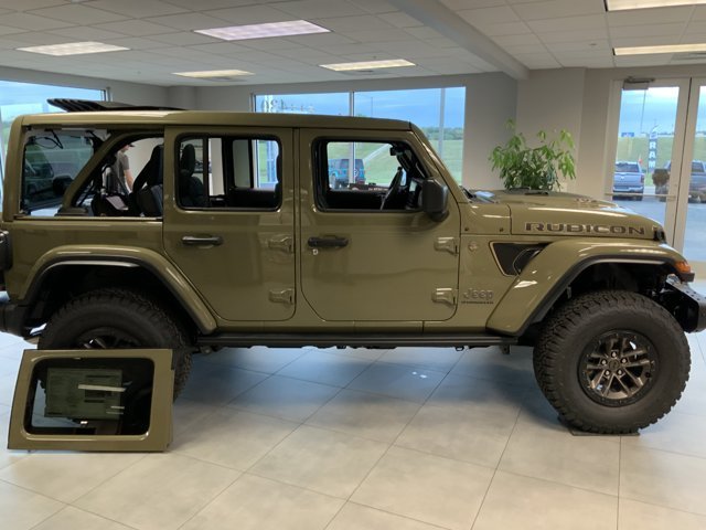 2025 Jeep Wrangler 4-Door Rubicon 392 Final Edition - Photo 9