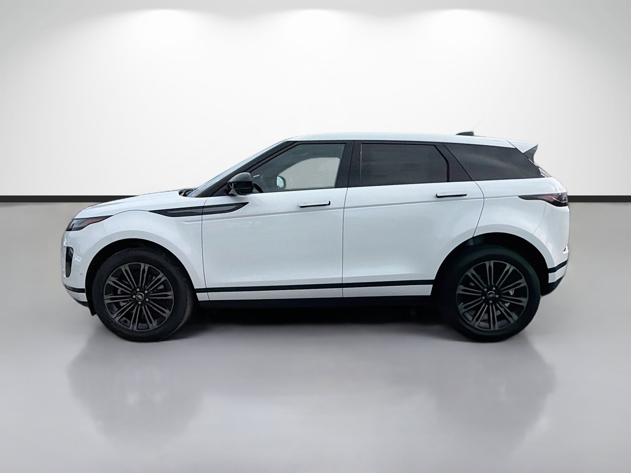 New 2026 Fuji White Land Rover Core S image 2