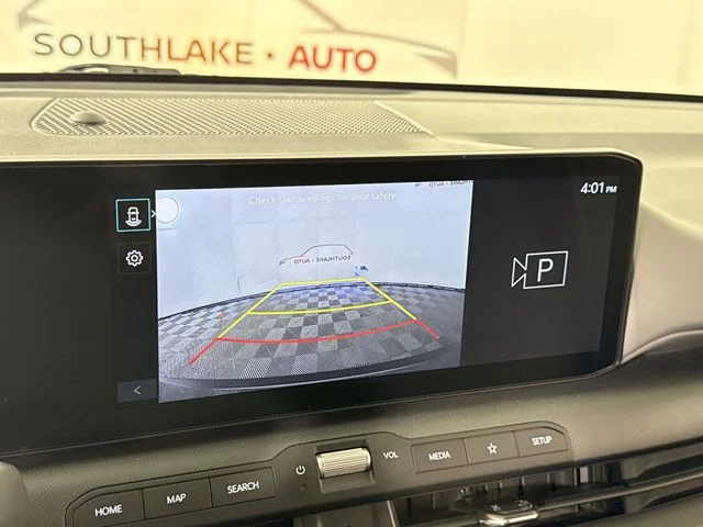 Certified Used 2025 Gray Kia LXS image 18