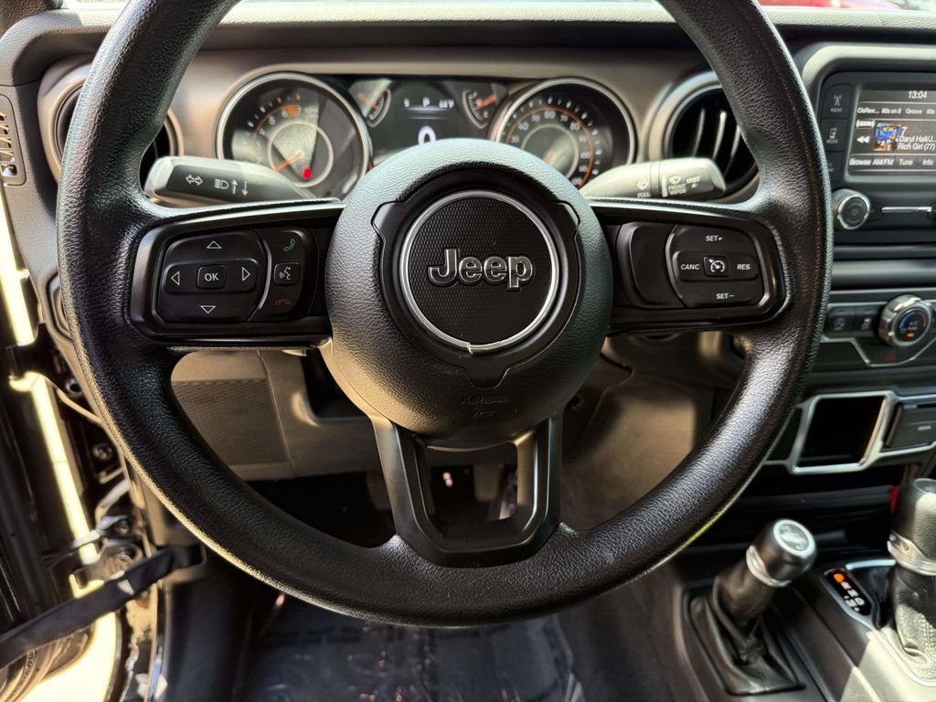 Used 2020 Black Jeep Unlimited Sport image 20