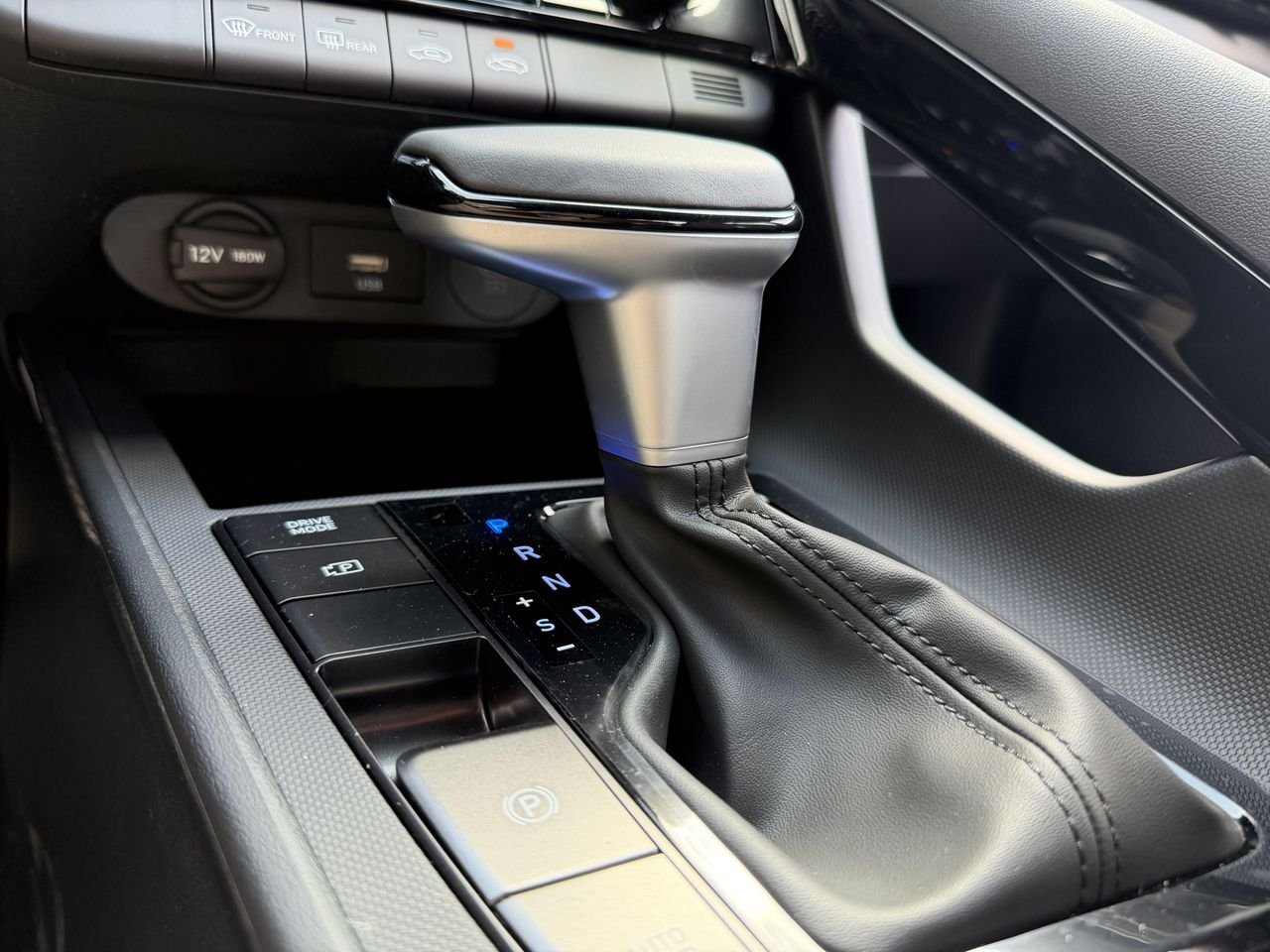 New 2026 Amazon Gray Hyundai SEL Sport image 34