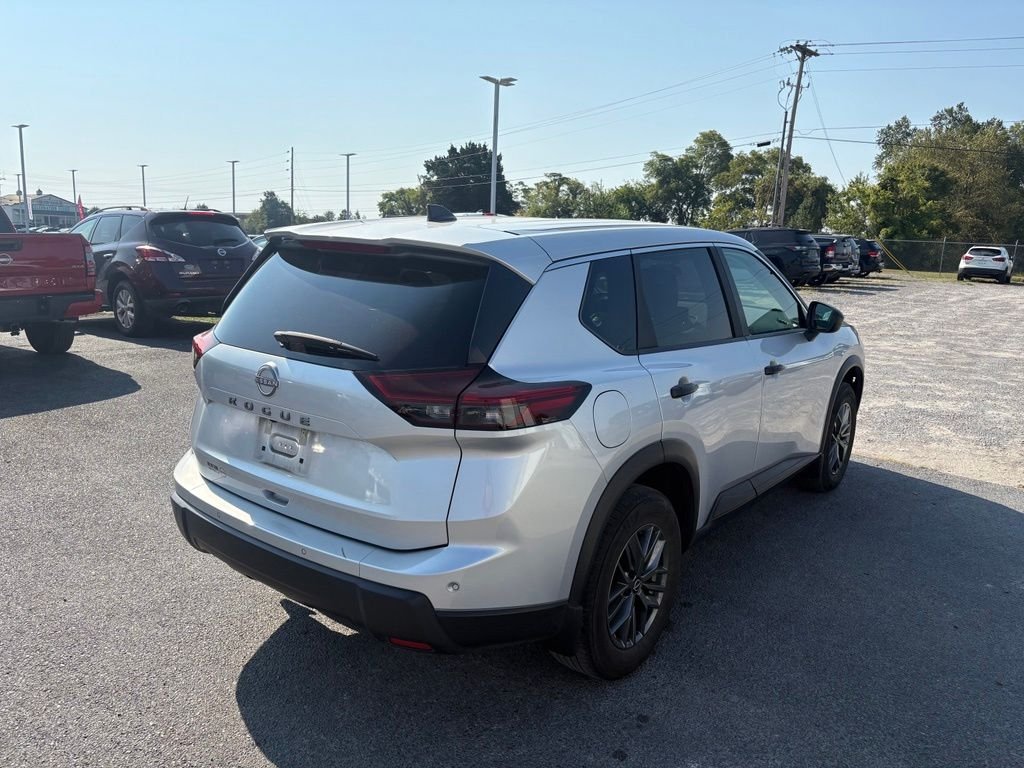 Certified Used 2024 Silver Nissan S image 5