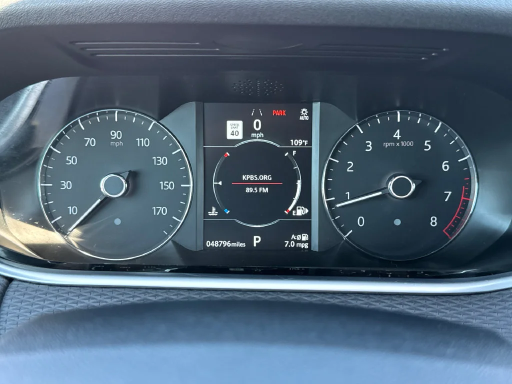 Used 2020 White Land Rover S image 32