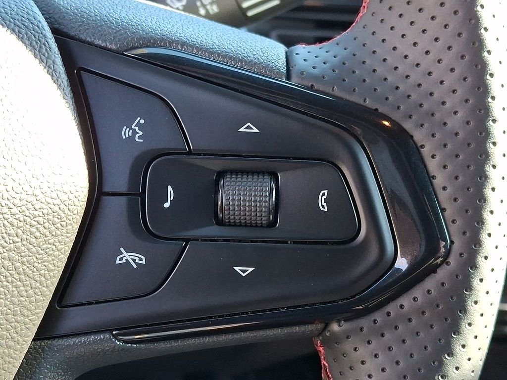 2025 Chevrolet Trax RS - Photo 22