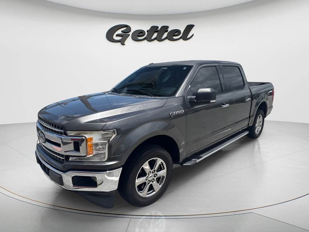 Used 2018 Gray Ford XLT image 1