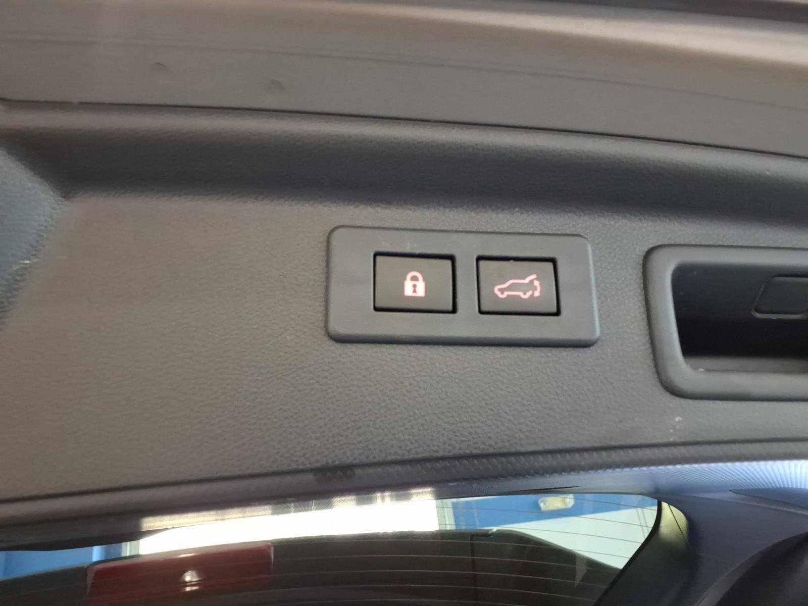 2020 Subaru Forester Touring - Photo 17