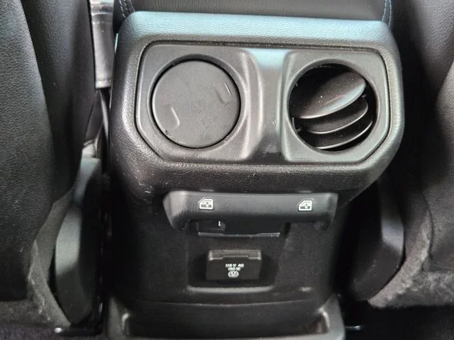 Used 2021 Silver Jeep Unlimited Rubicon 4xe image 15
