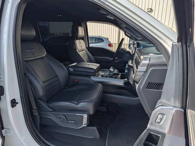 Used 2025 White Ford Platinum image 26