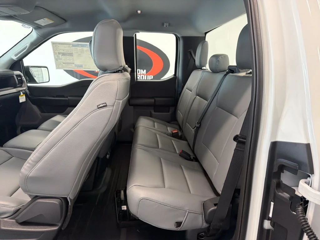 New 2026 Oxford White Ford XL image 13