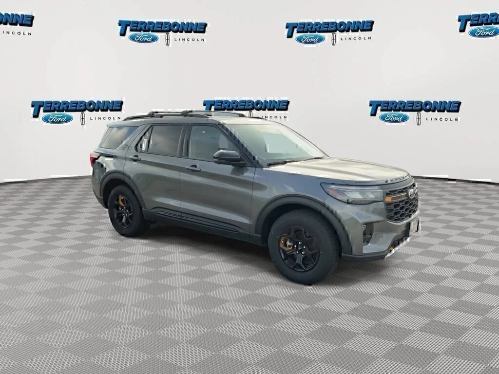 New 2026 Carbonized Gray Metallic Ford Tremor® image 2