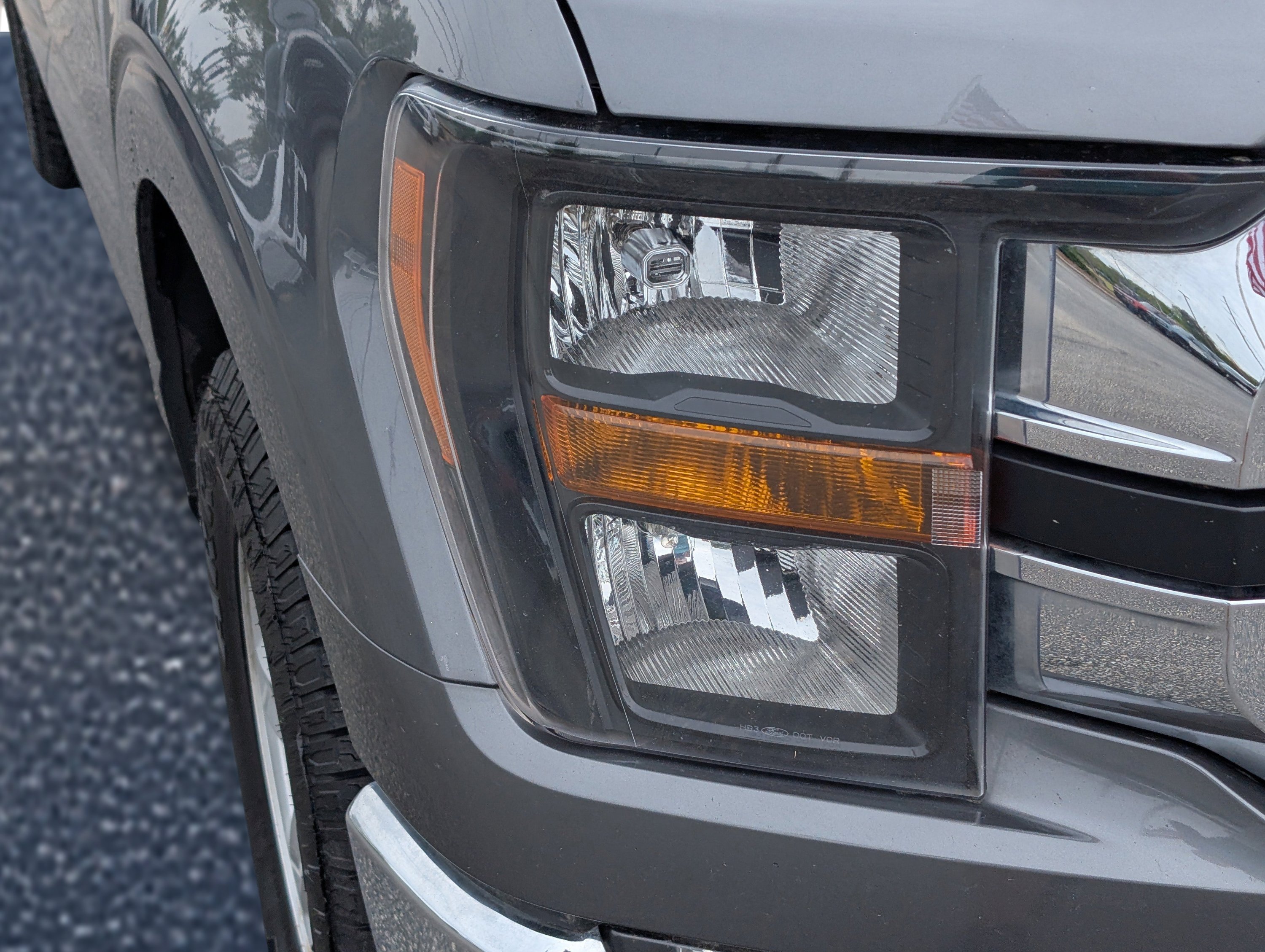 2023 Ford F-150 XLT - Photo 5