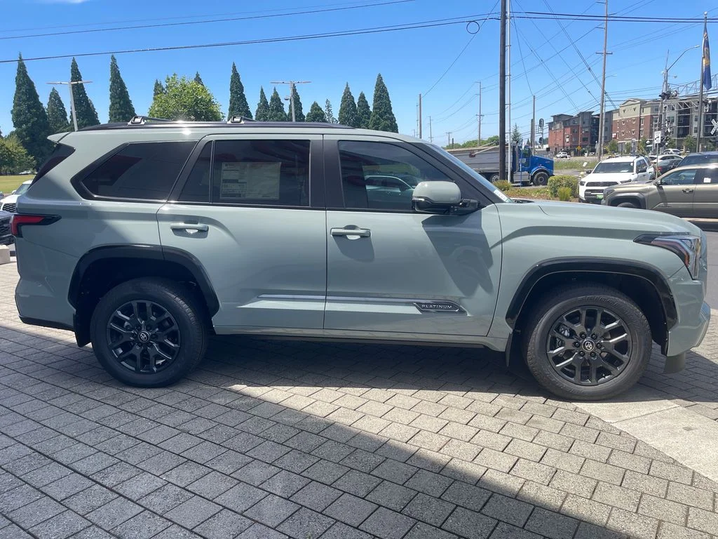 New 2026 Lunar Rock Toyota Platinum image 6