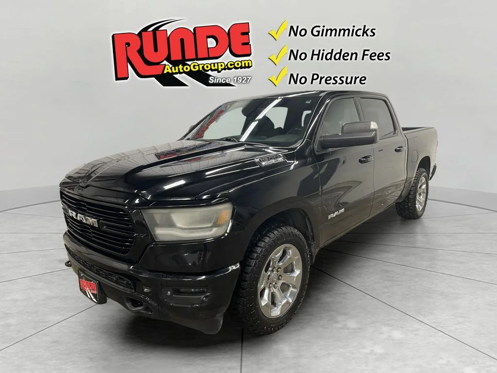 2019 RAM 1500 Big Horn/Lone Star 4x4 Crew Cab 5'7's photo