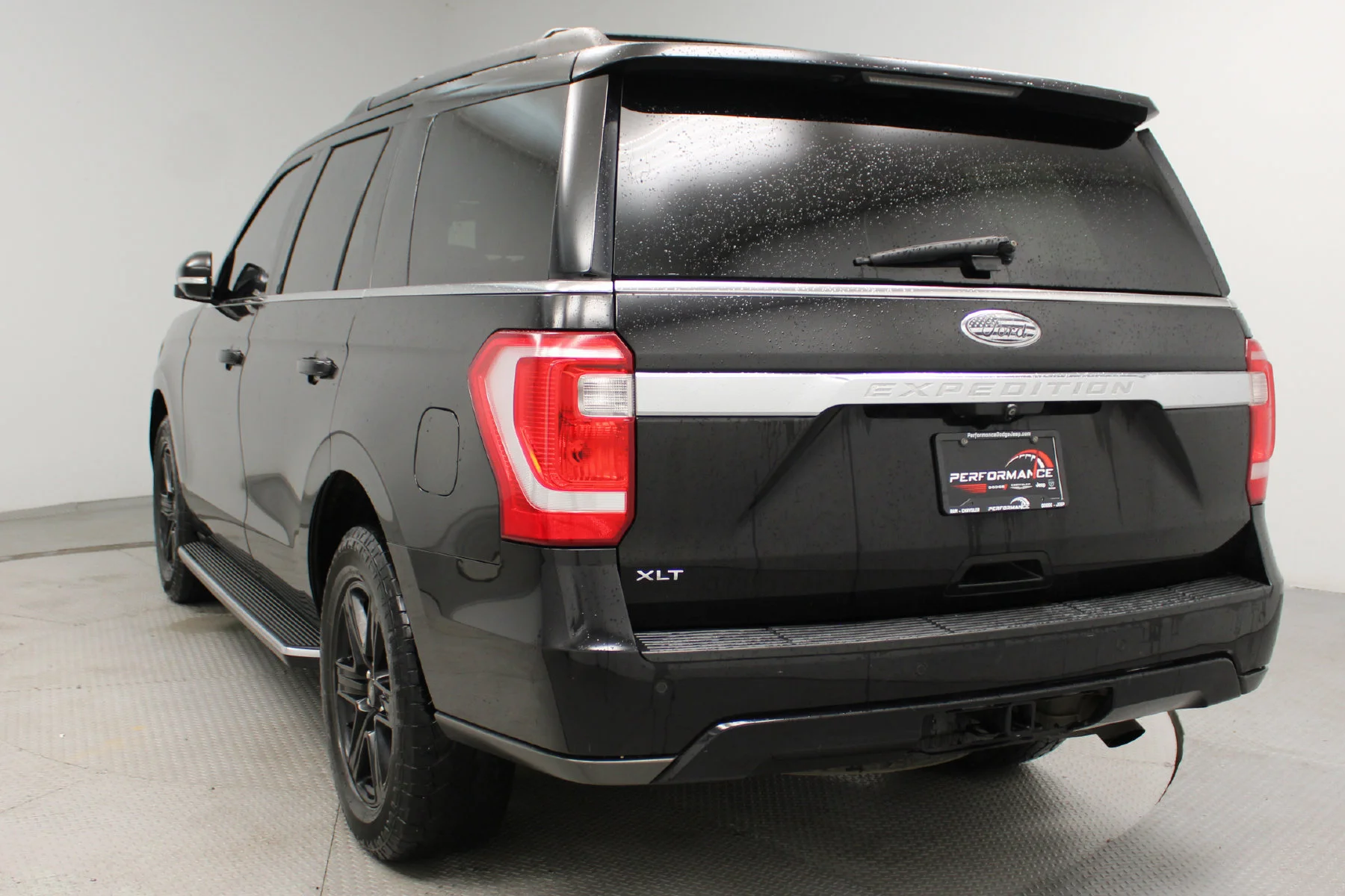 Used 2020 AGATE BLACK METALLIC Ford XLT 4x2 image 31