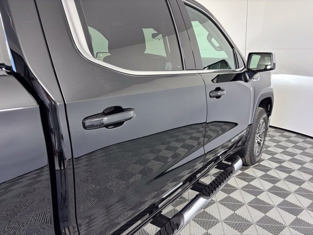 New 2026 Onyx Black GMC SLE image 9