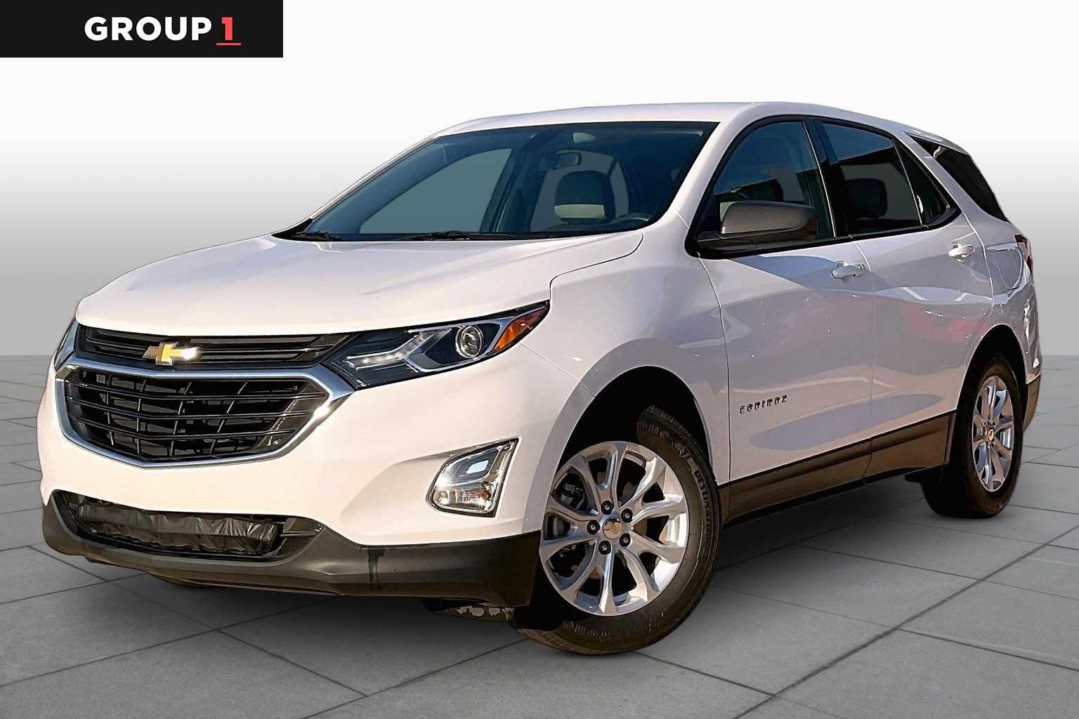 Used 2018 SUMMIT WHITE Chevrolet LS image 1