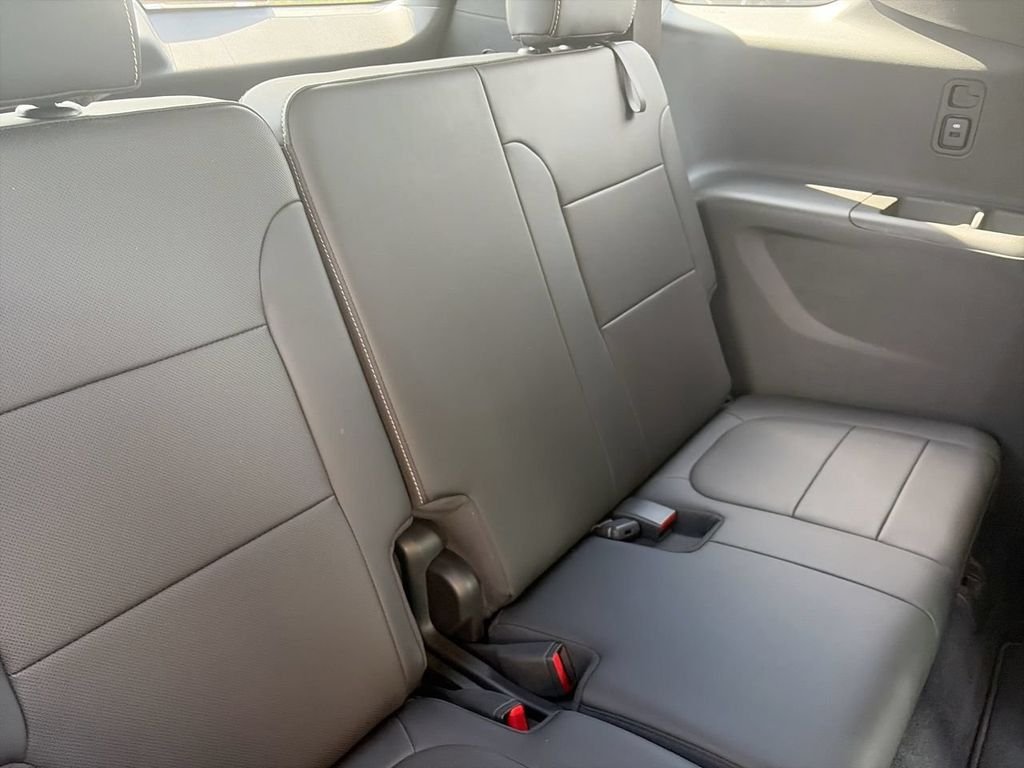Used 2023 Black Chevrolet Premier image 14