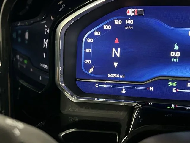 2025 Chevrolet Silverado 1500 LT - Photo 13